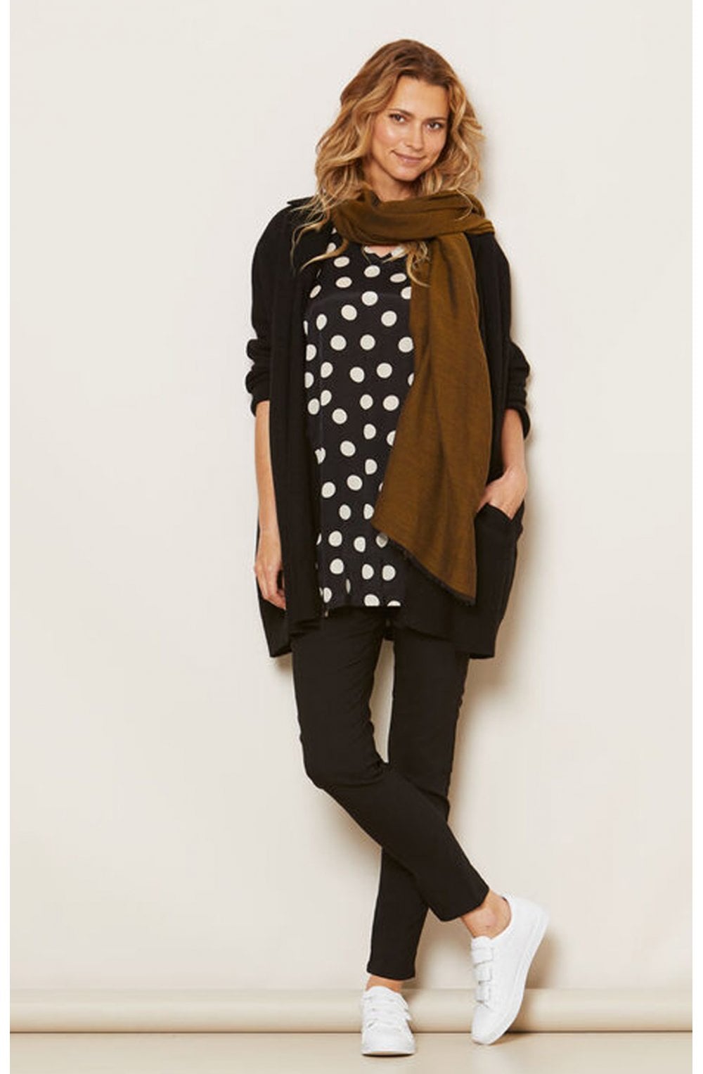 Loraine Merino Wool Black Cardigan