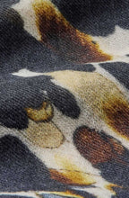 MaAbelina Light Wool Scarf