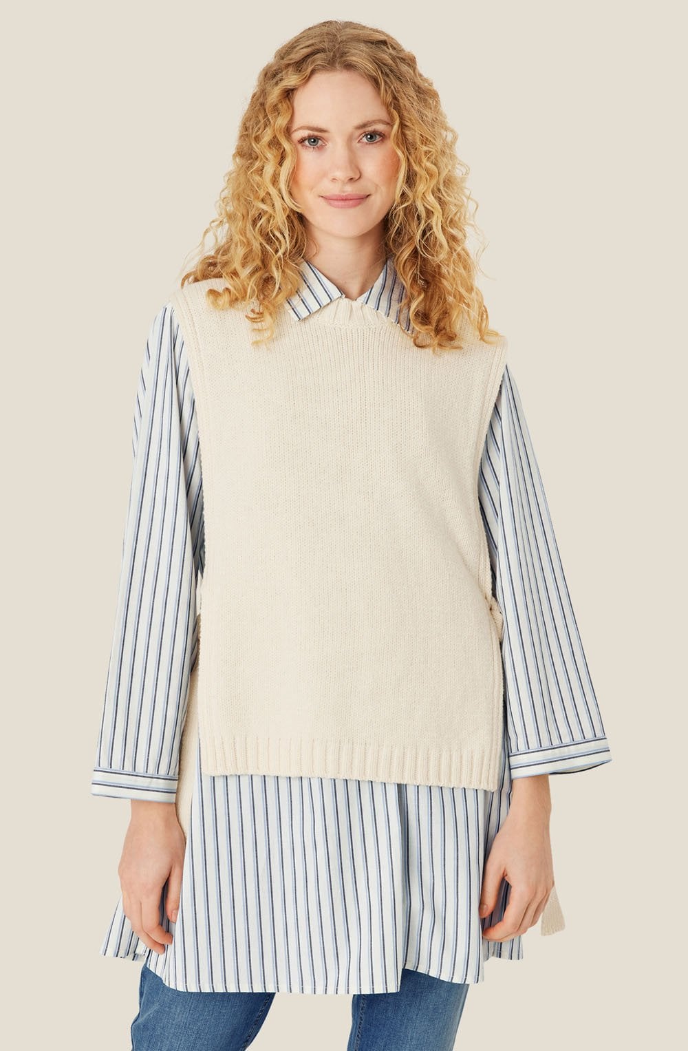 MaFumiko Whitecap Sweater Vest