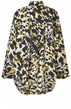 MaIdette Starfish Oversized Shirt