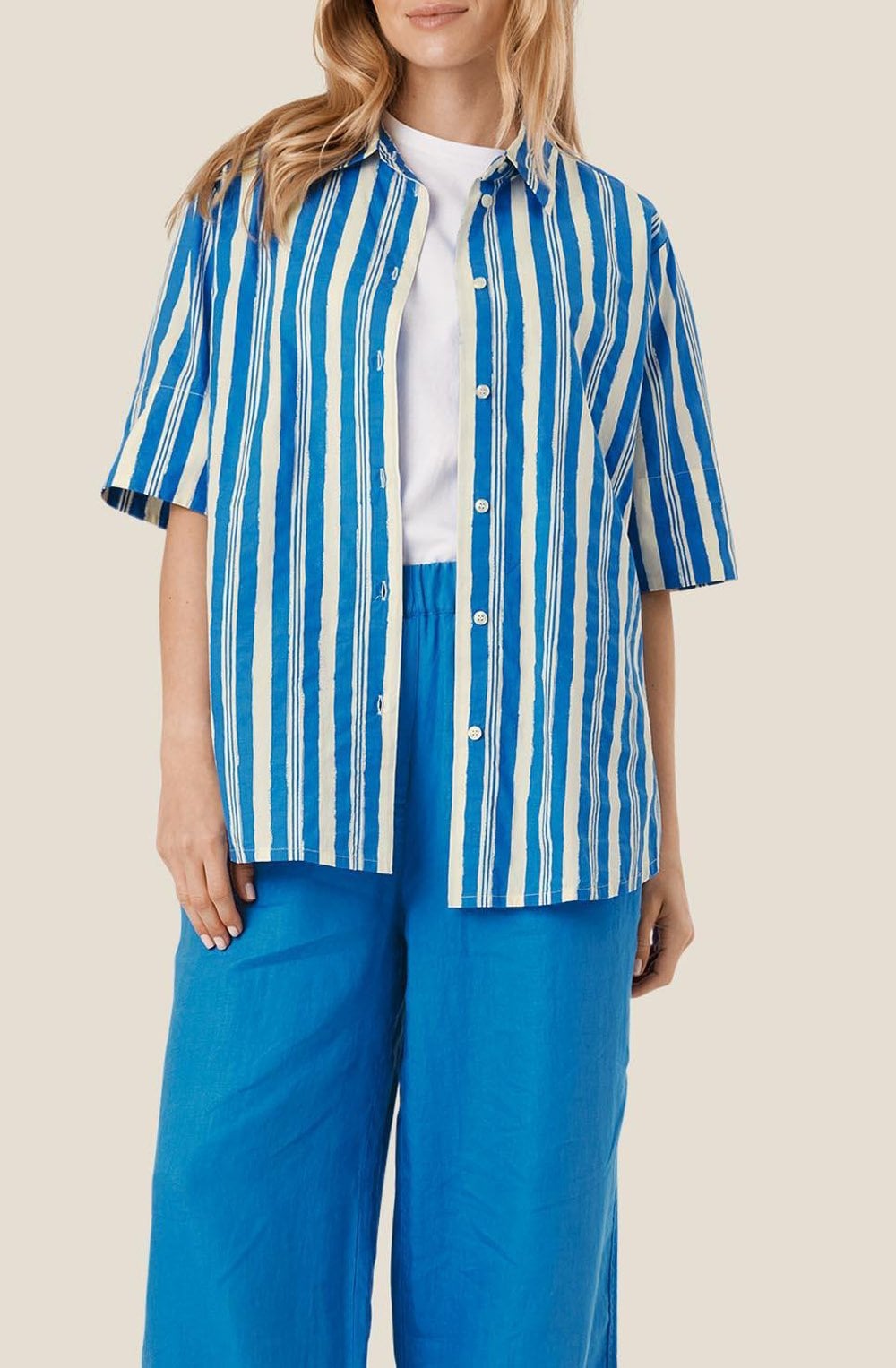 MaIlbato Nebulas Blue Short Sleeved Shirt