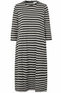 MaNieve Black and Cream Waisted Dress