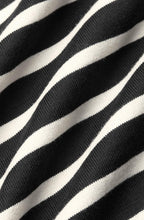 MaNieve Black and Cream Waisted Dress