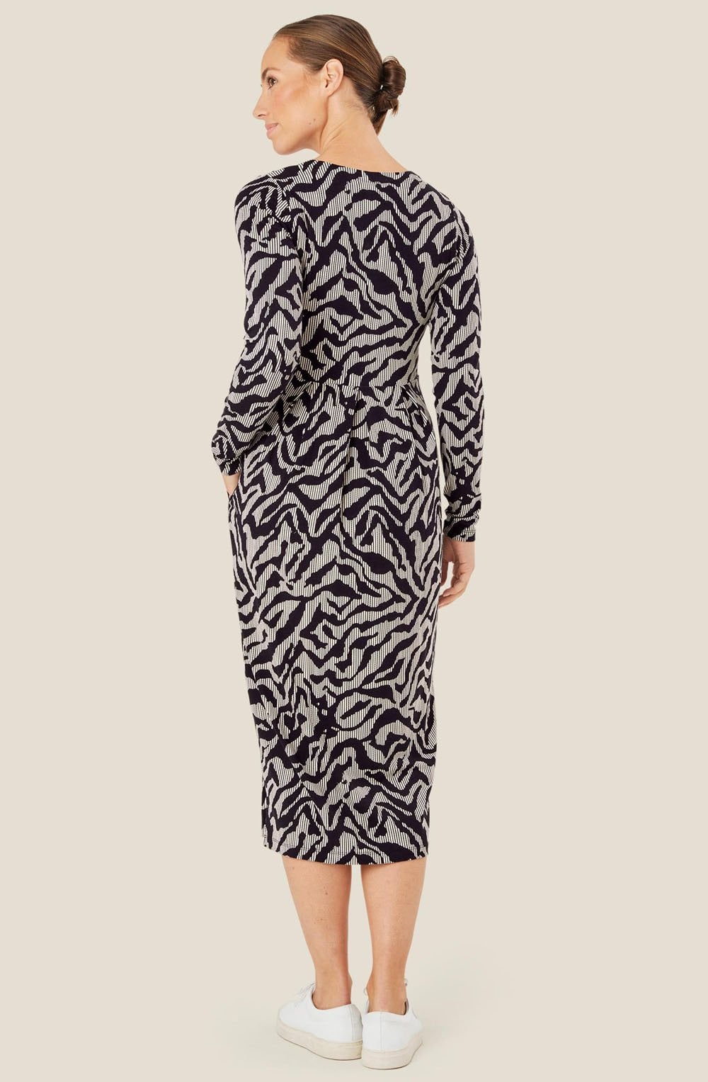 MaNilana Black Jersey Tulip Dress