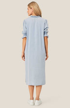 MaNydelana Light Denim Dress