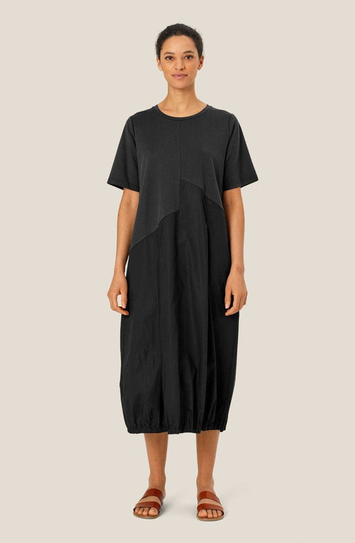Naholin Black Asymmetric Tulip Dress