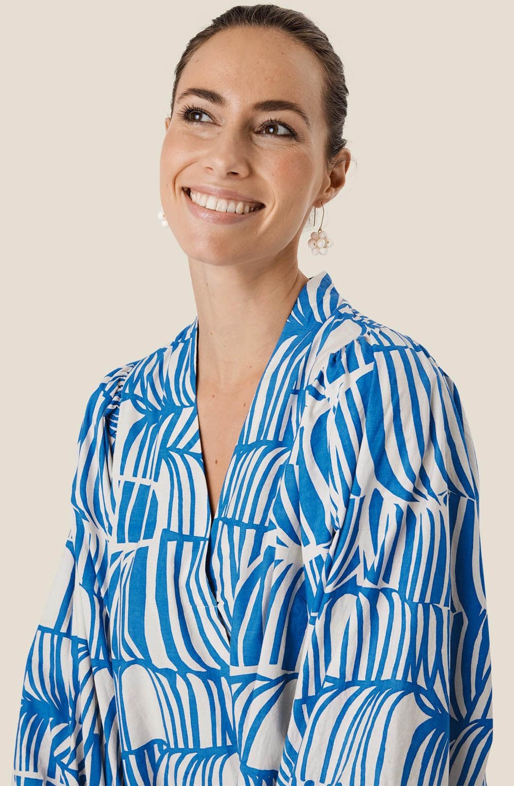 Nalo Nebulas Blue Balloon Sleeved Dress