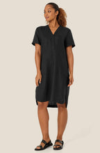 Nareela Black Linen Straight Cut Dress