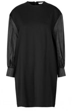 Nicolina Black Dress