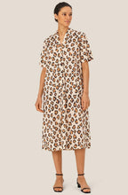 Ninamia Cashew Animal Print Collared Dress