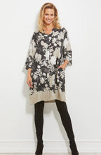 Nines Floral Print Tunic