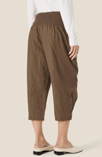 Pen Crocodile Linen Trousers