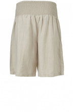 Pinja Natural Linen Shorts