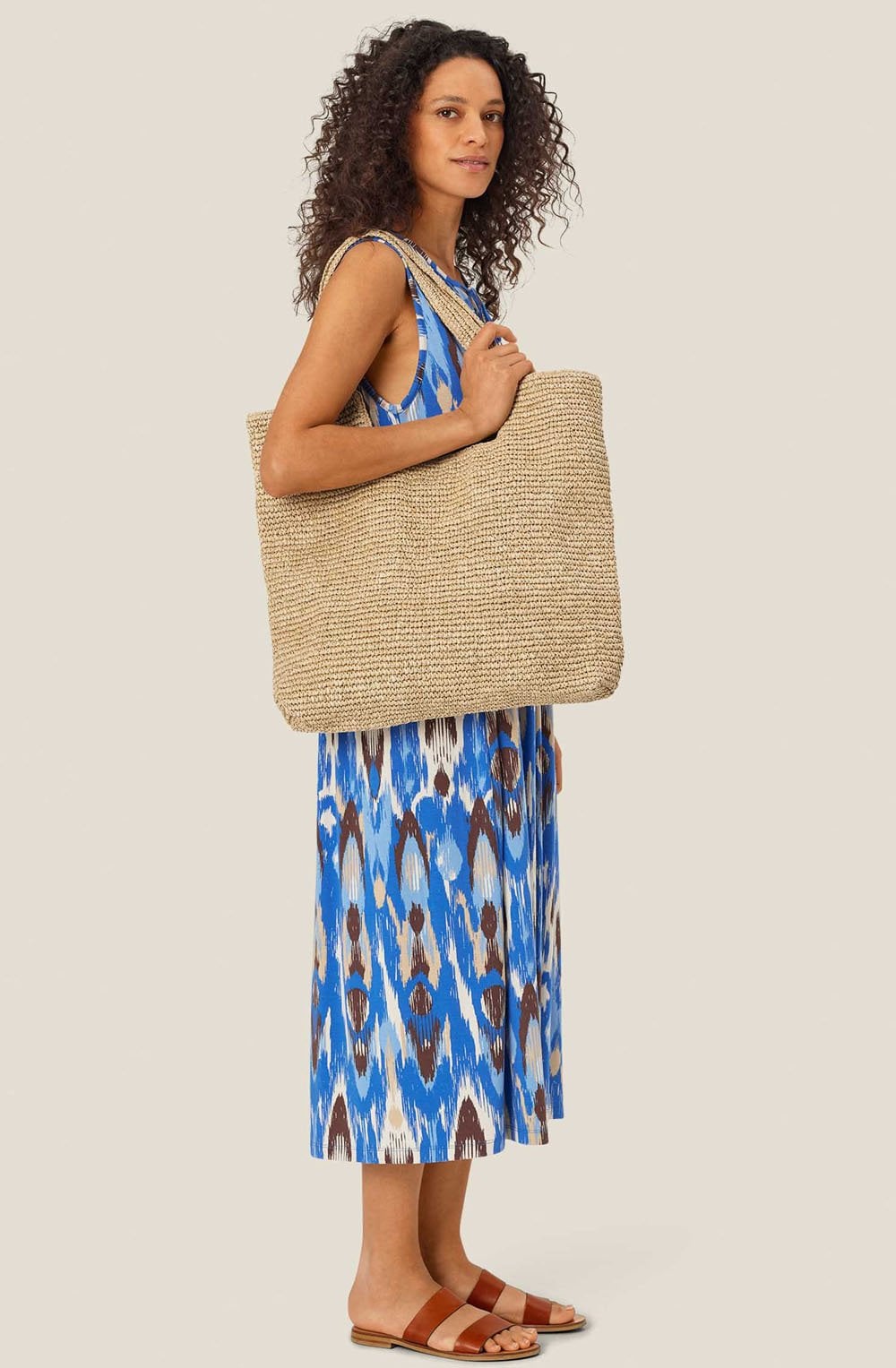 Radia Natural Woven Raffia Bag