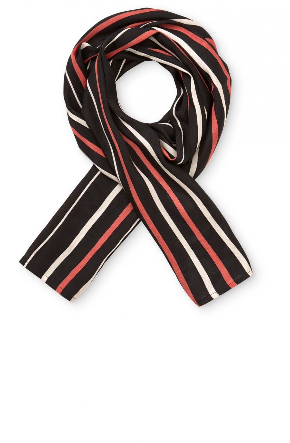 Red ochre along scarf