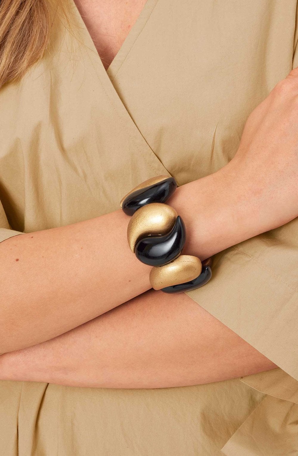 Riggi Gold and Black Beaded Bracelet