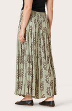 Sable Desert Sage Tiered Skirt
