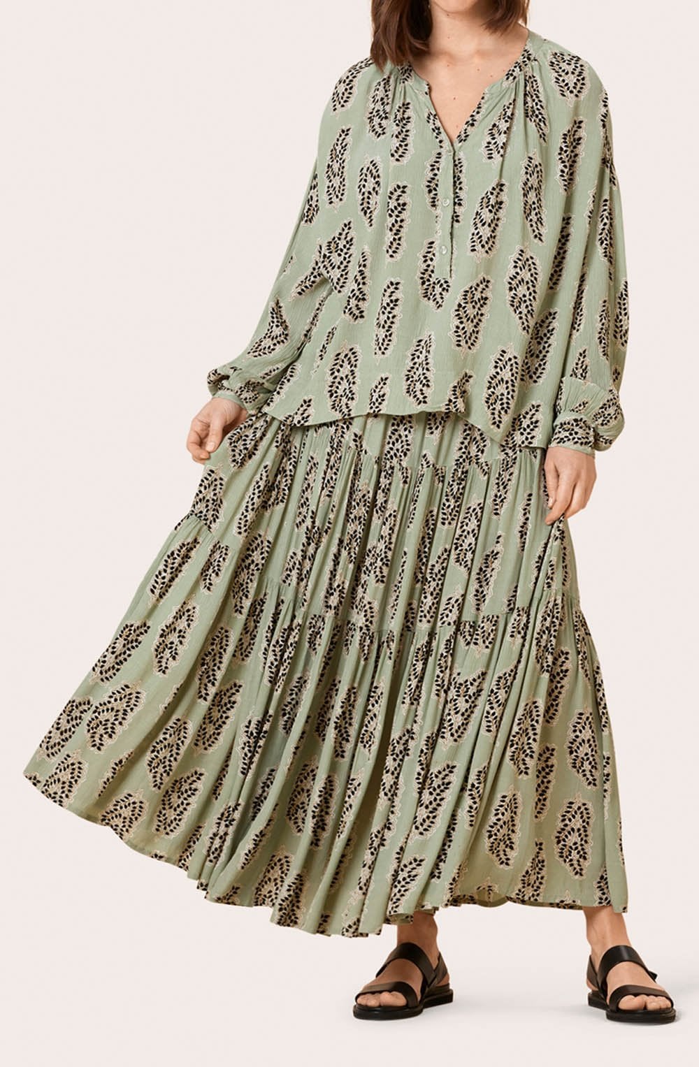Sable Desert Sage Tiered Skirt