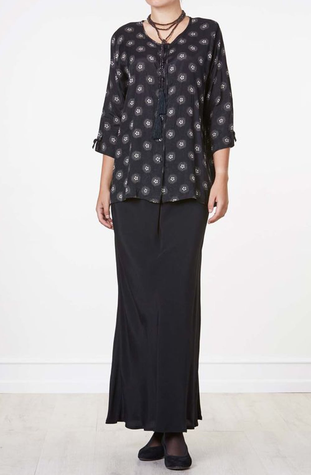 Svana Black Maxi Skirt