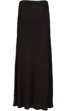 Svana Black Maxi Skirt