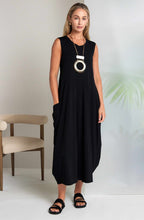 Black Tulip Hem Capped Sleeve Maxi Dress