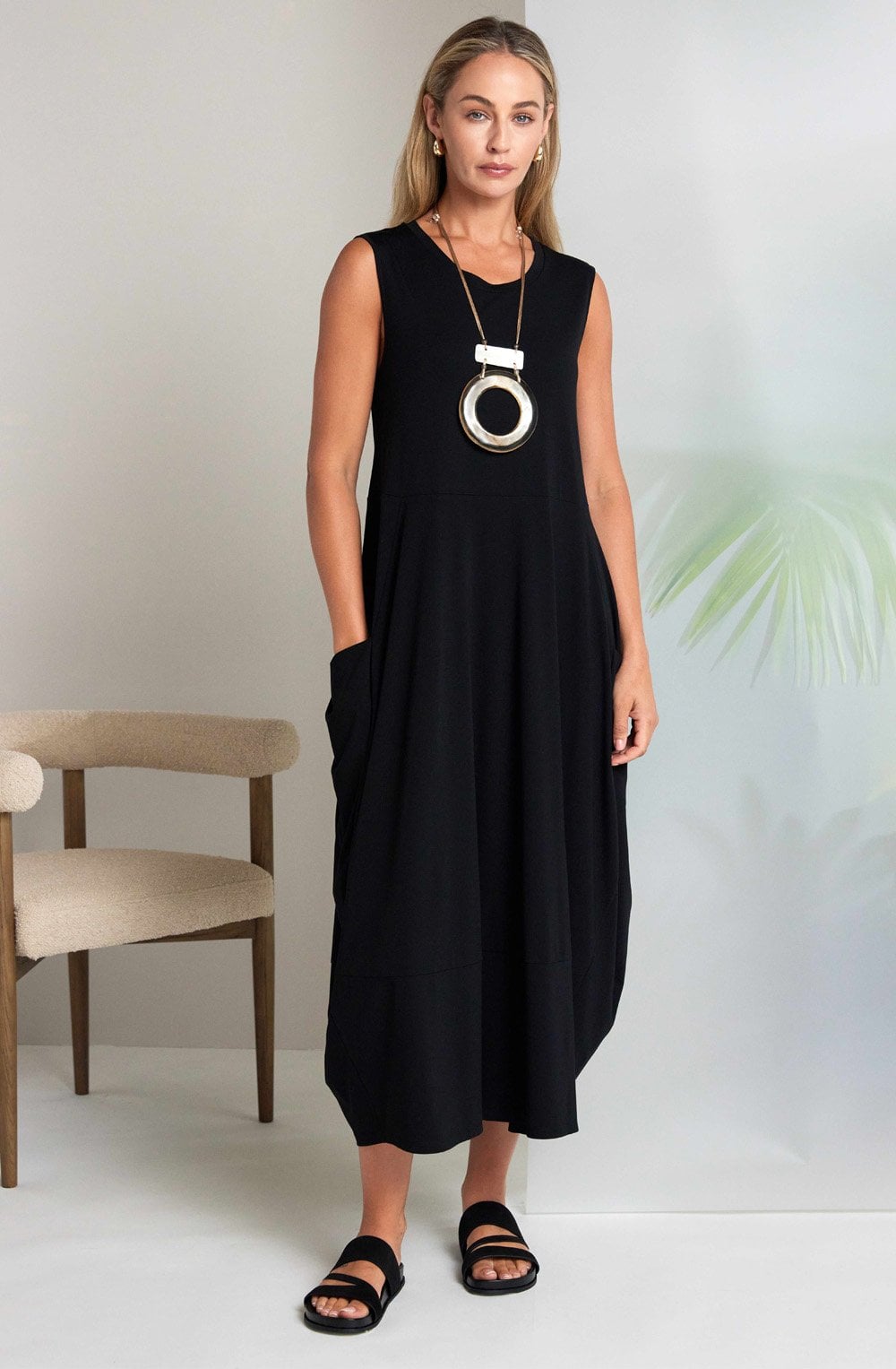 Black Tulip Hem Capped Sleeve Maxi Dress