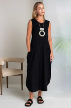 Black Tulip Hem Capped Sleeve Maxi Dress