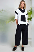 Monochrome Embossed Jacquard Hooded Top