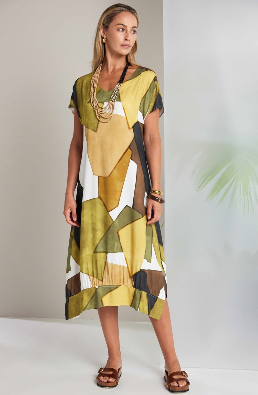 Oasis Bold Print V Neck Dress