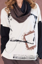 Sand and Black Cube Design Relaxed Top