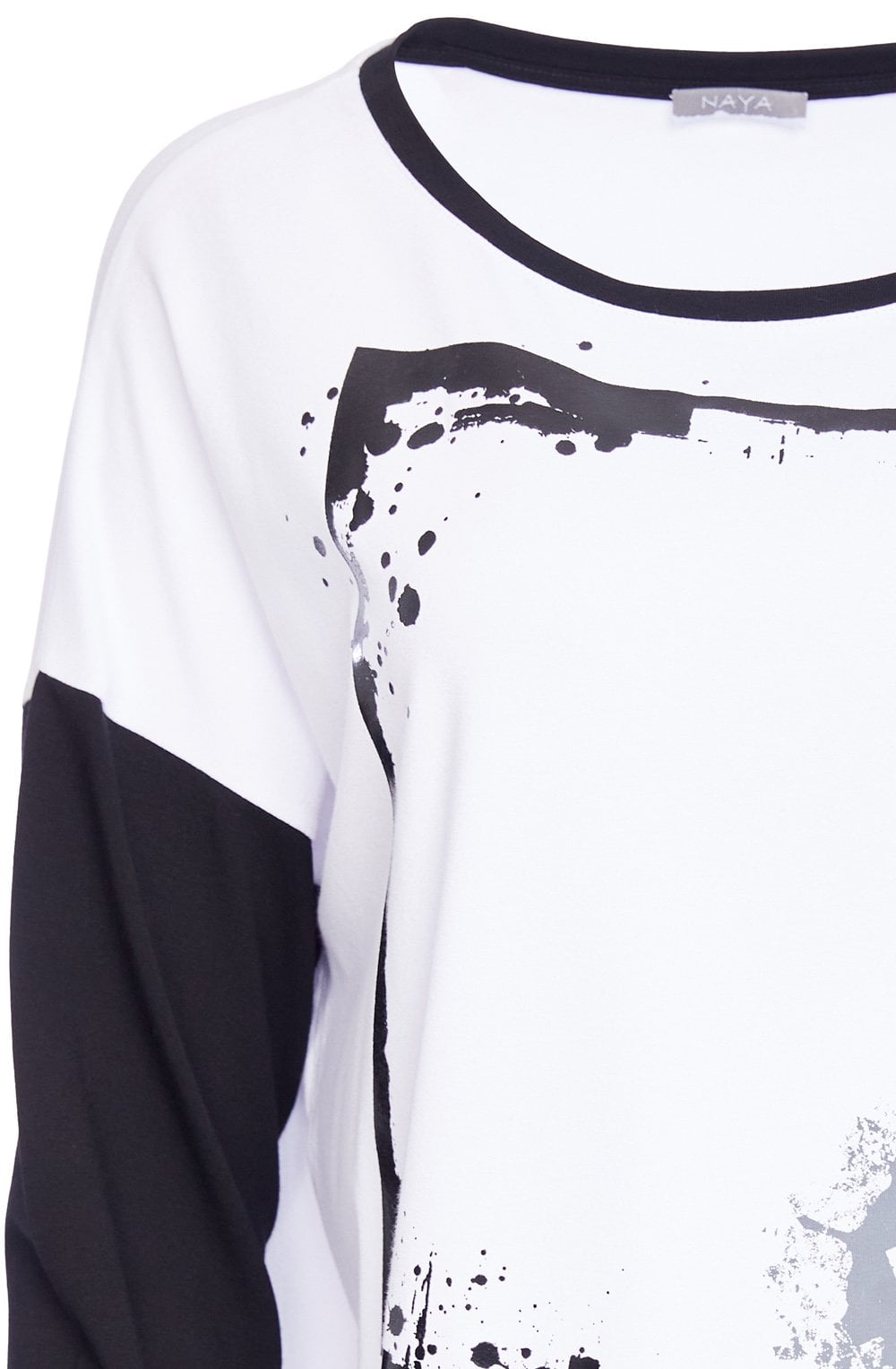 White and Black Cube Design Relaxed Top