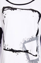White and Black Cube Design Relaxed Top