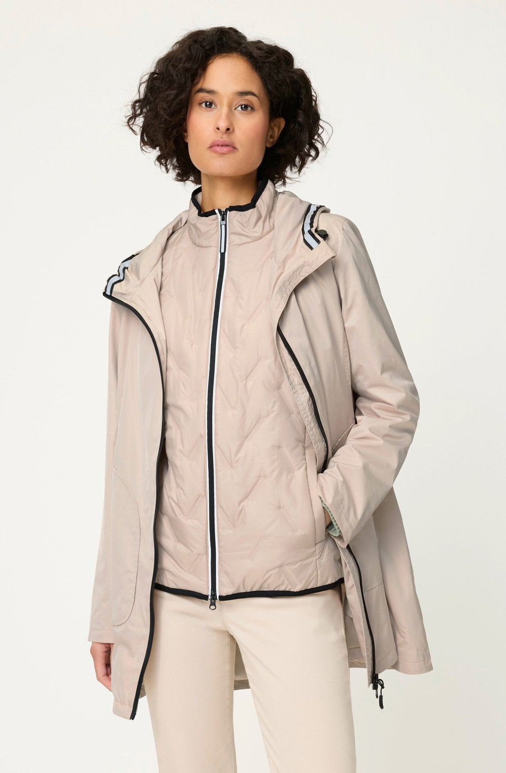 Classic Beige in Jacket with Detachable Gilet