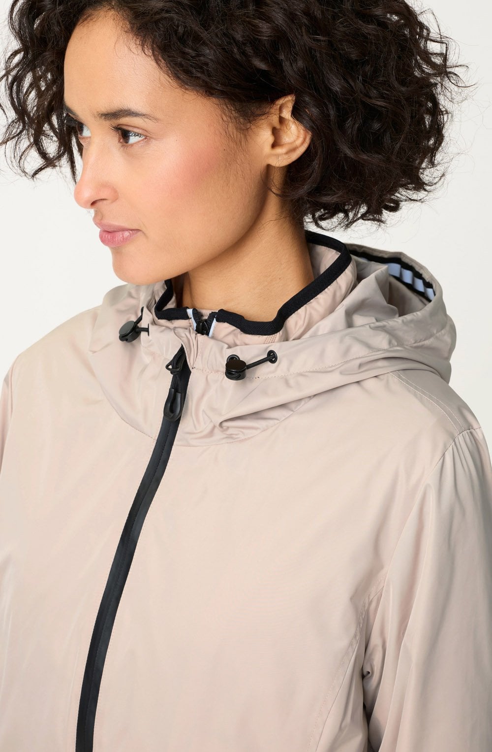 Classic Beige in Jacket with Detachable Gilet