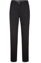 Lisa Black straight leg Jean