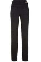 Lisa Black straight leg Jean