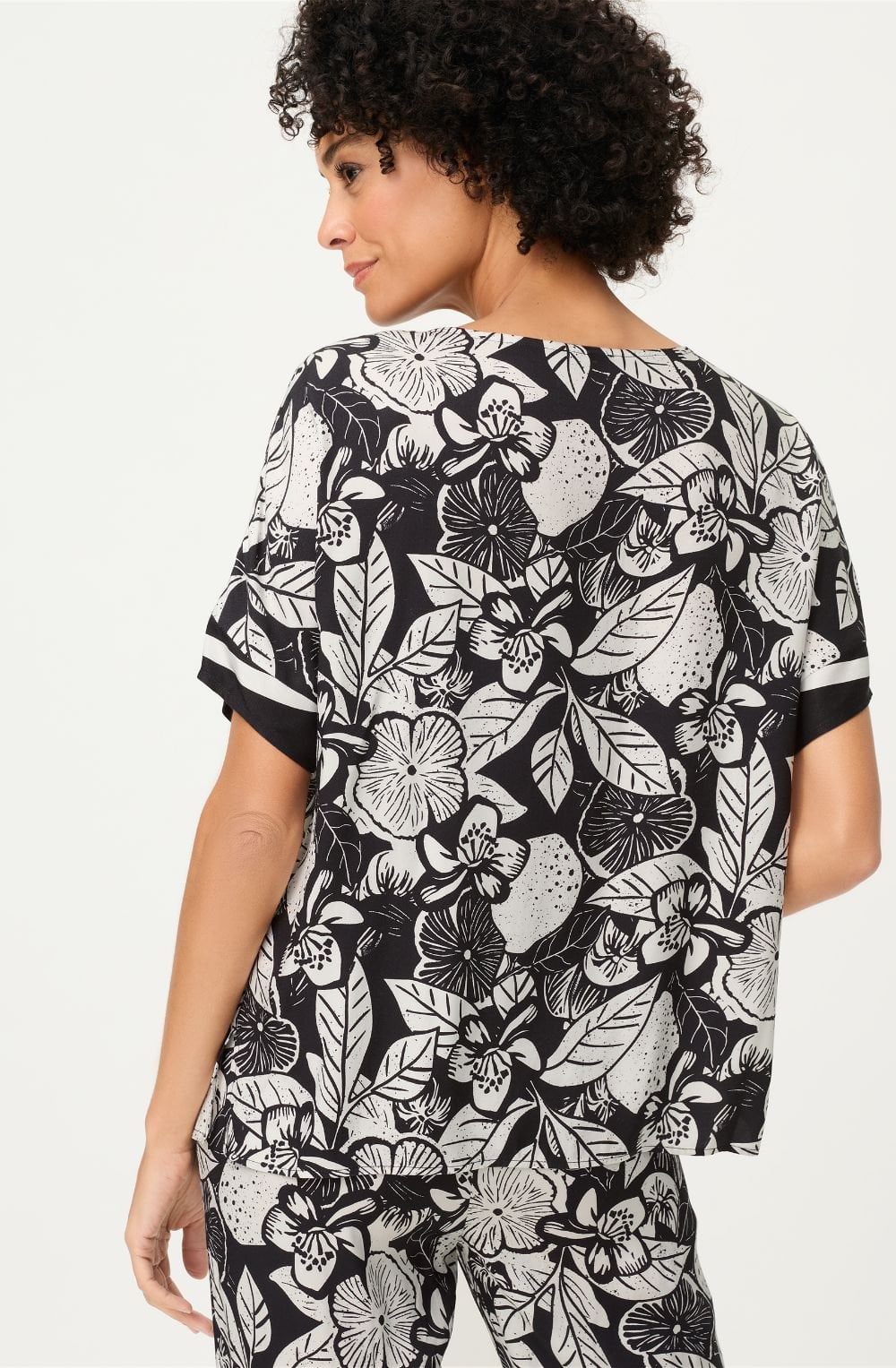 Monochrome Bold Floral Print Blouse
