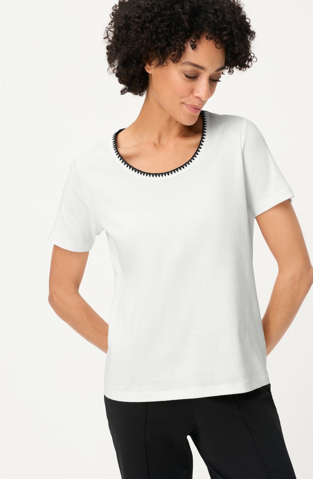 Off White and Black Embroidered Neck Edda T Shirt