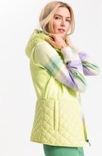Star Fruit Jersey and Quilted Gilet
