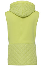 Star Fruit Jersey and Quilted Gilet