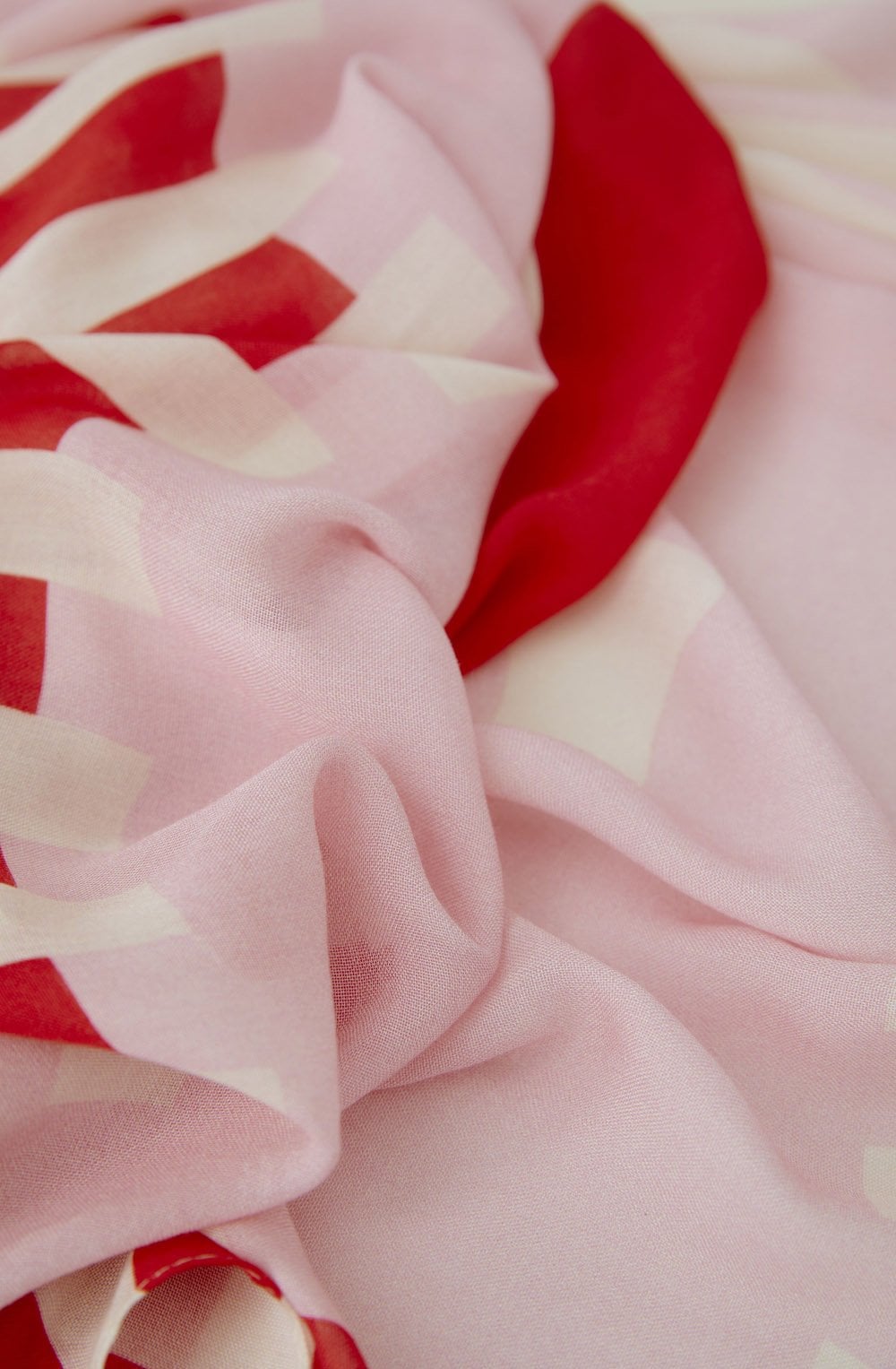 Amour Club Rose Red Scarf