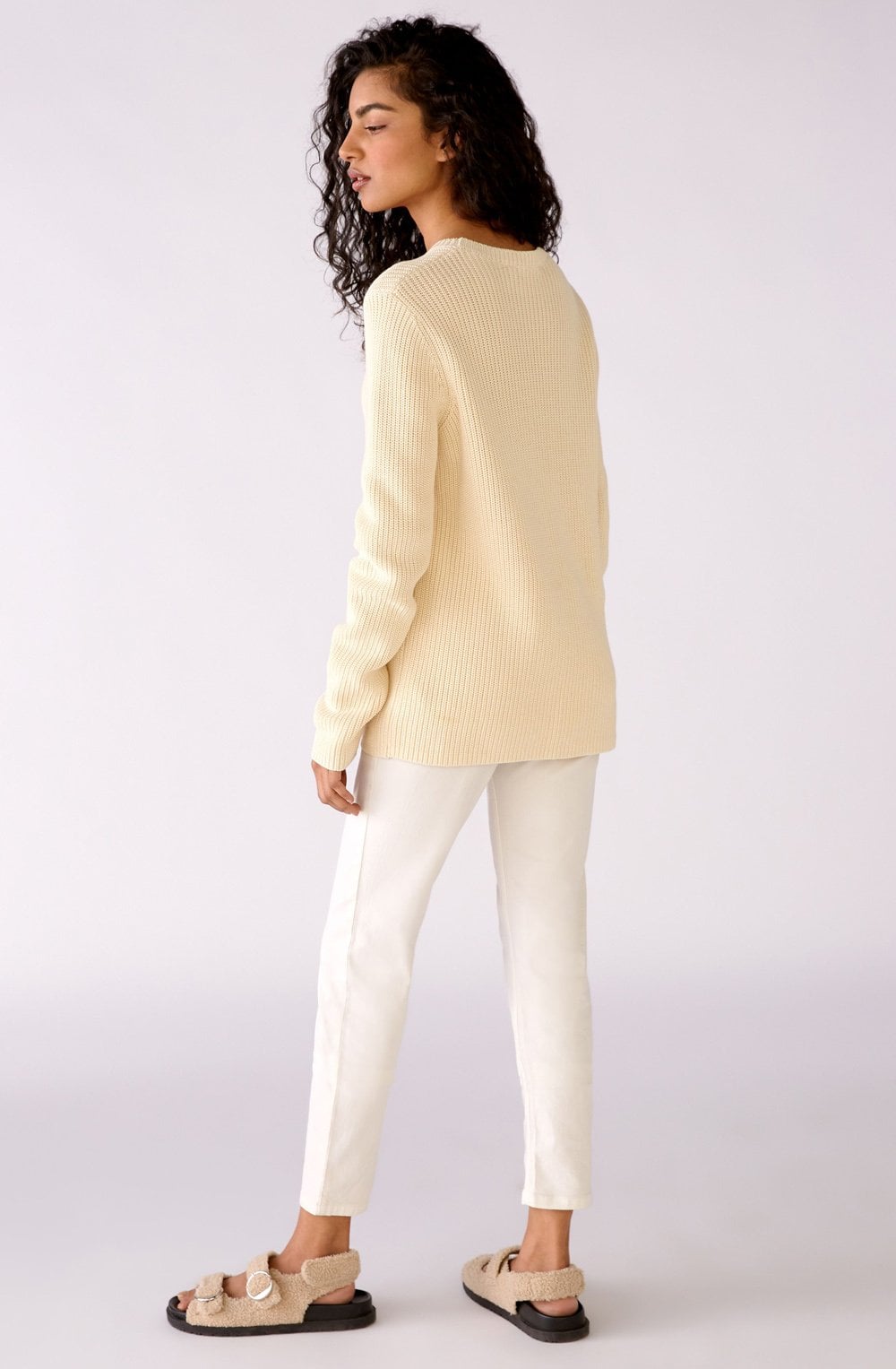 Banana Crepe Round Neck Knitted Jumper