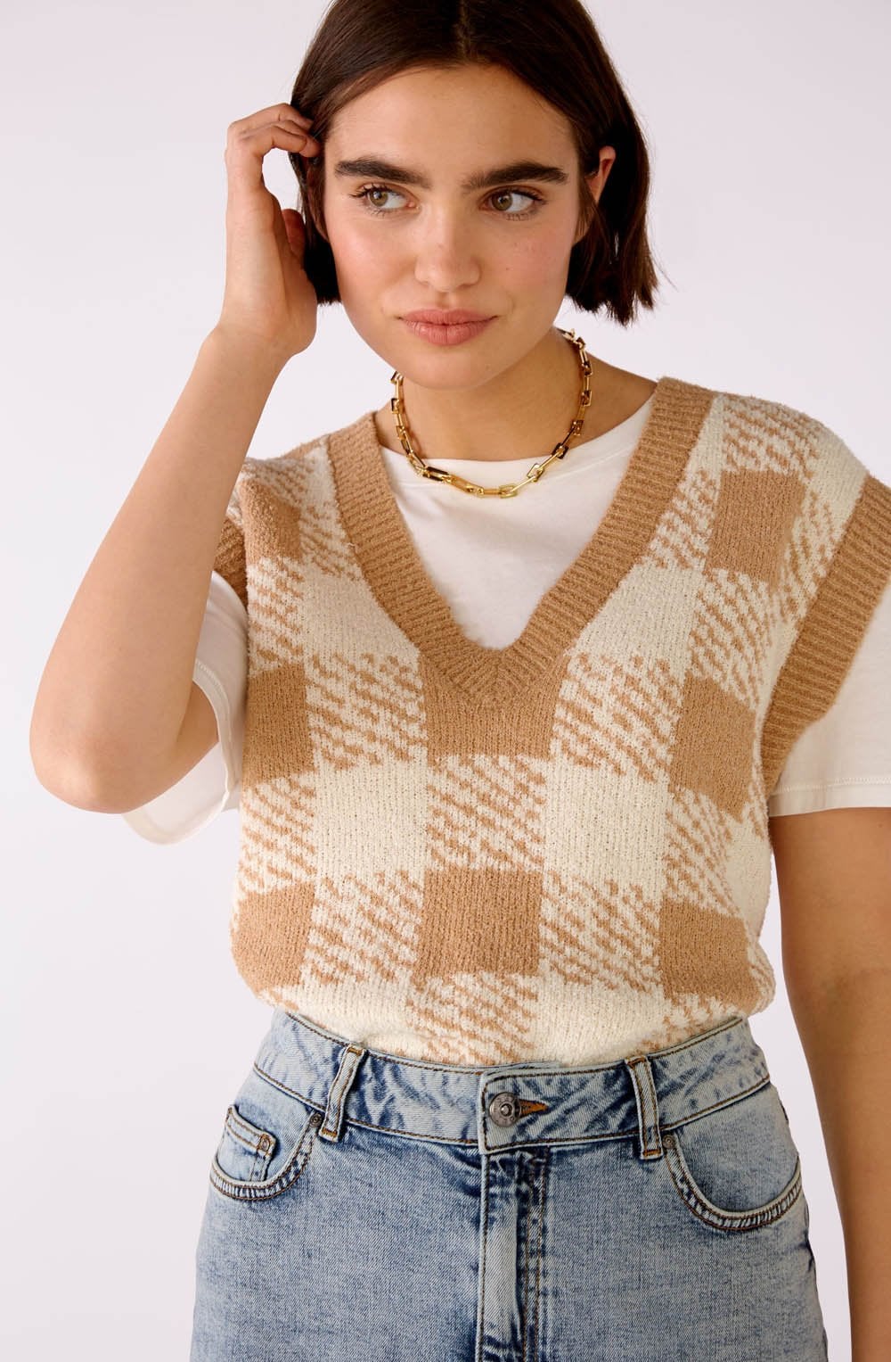 Beige and White Checked Slipover