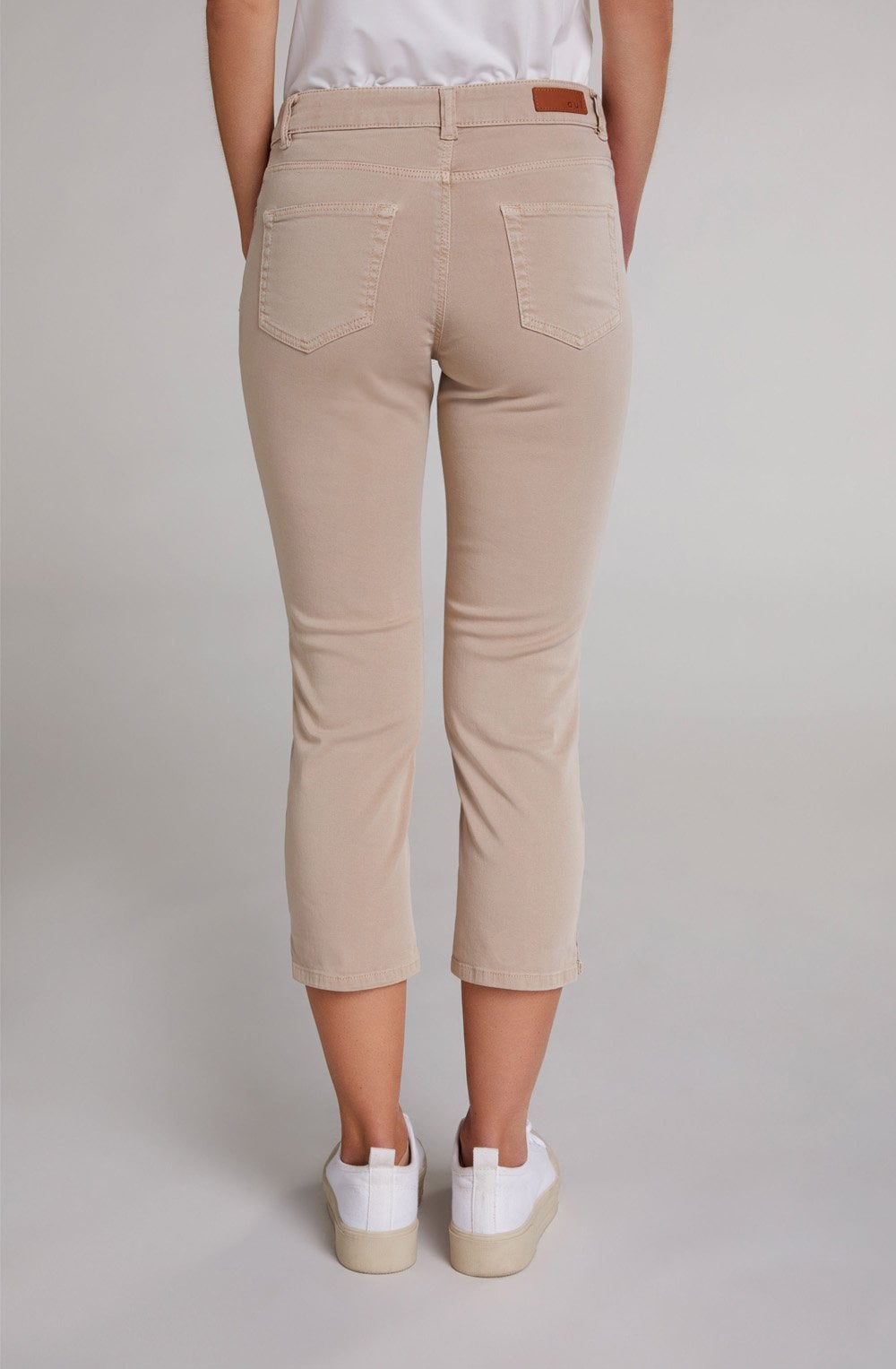 Beige Cropped Jeans