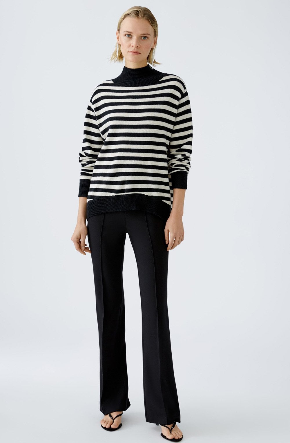 Black and Off White Set In Sleeves Jumper