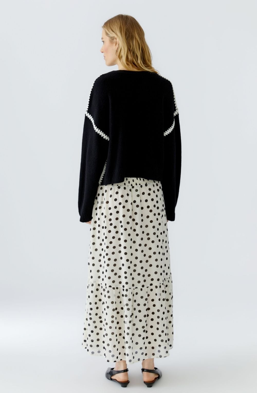 Black and White Contrast Embroidered Seam Jumper