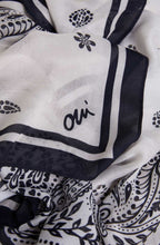 Black & Cream Paisley Scarf
