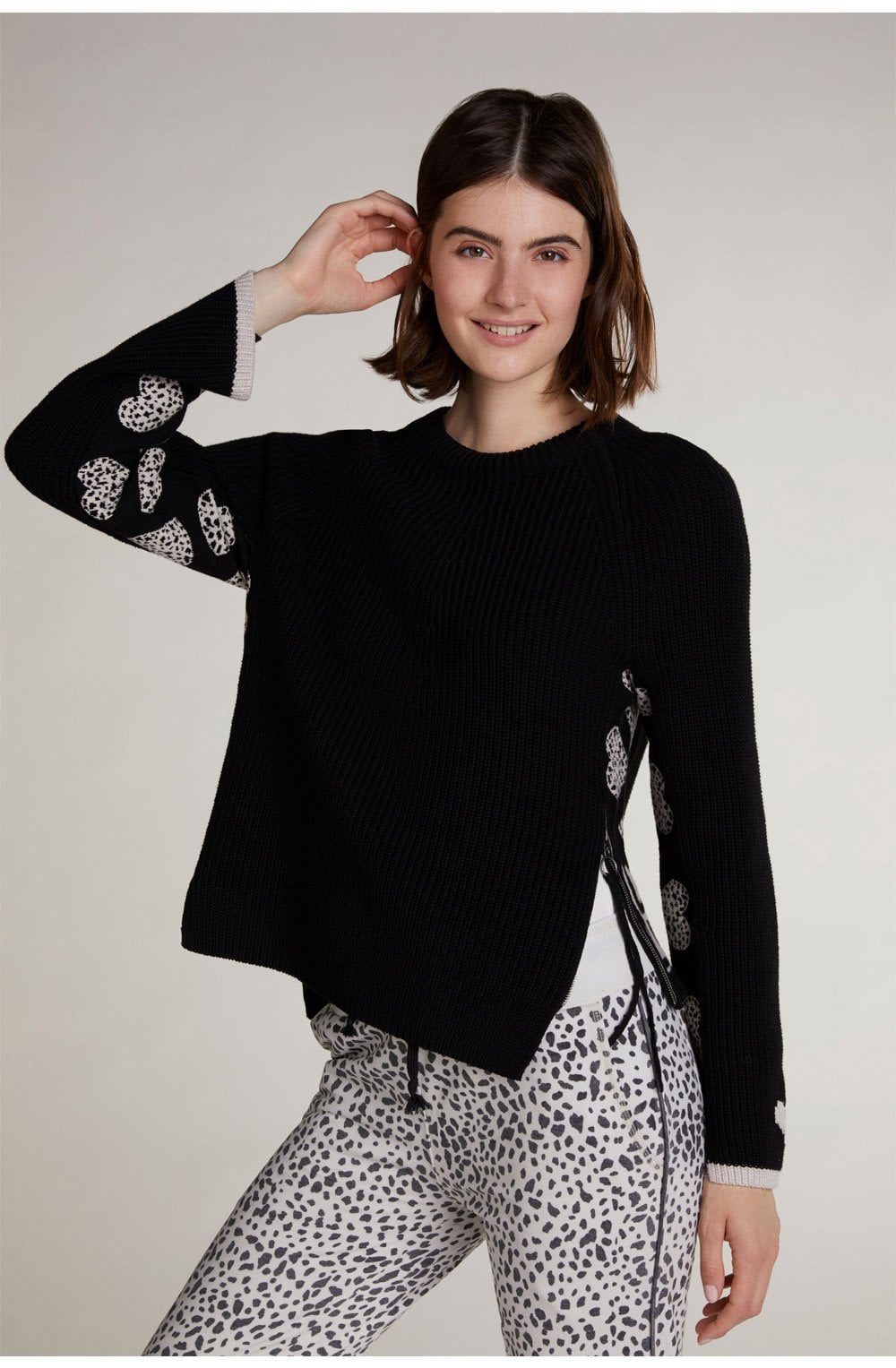 Black Heart Design Jumper