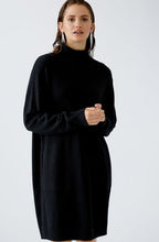 Black Oversized Knitted Dress