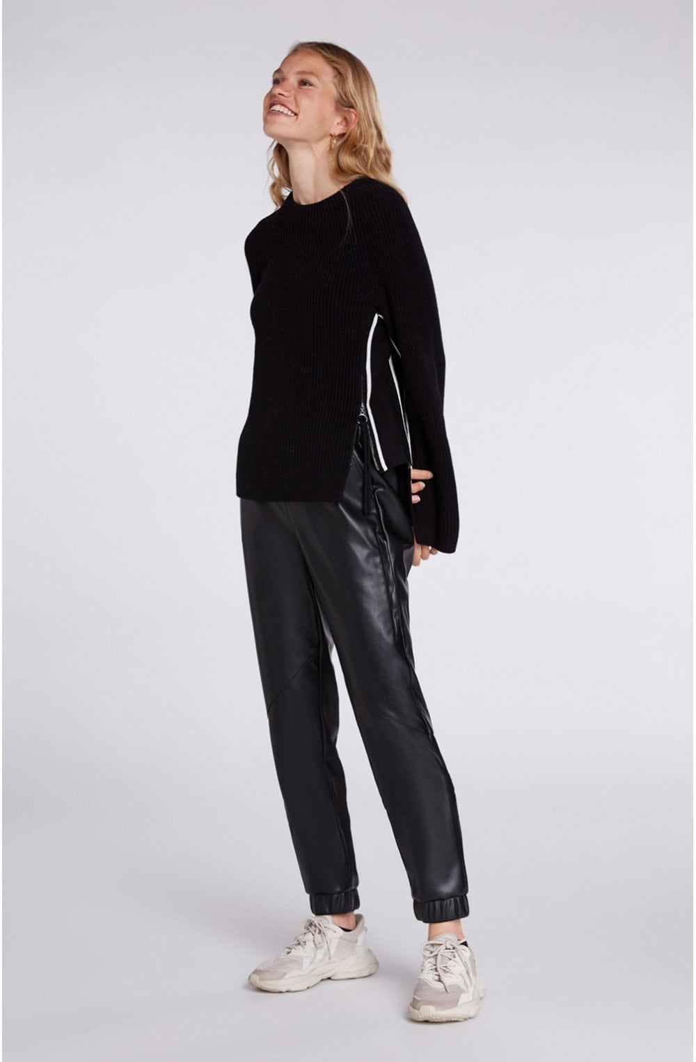 Black Ribbed Knit Jumper